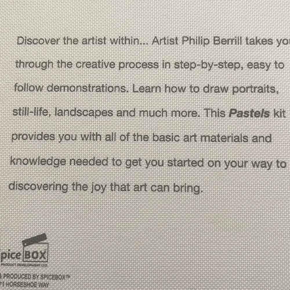 Art School Beginner’s Pastels Kit - Picture 9 of 10